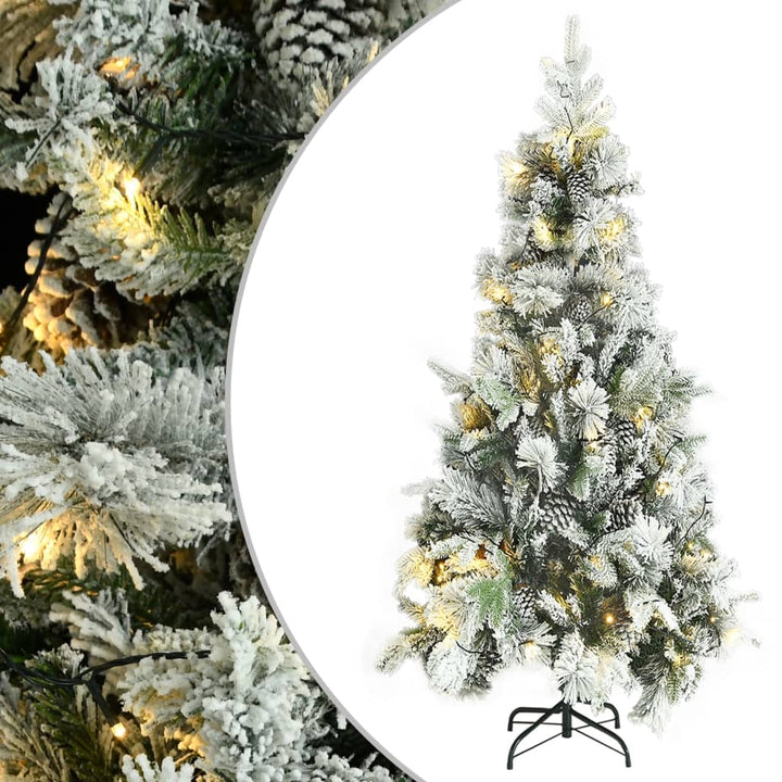Kerstboom met LED's, dennenappels en sneeuw 225 cm PVC en PE